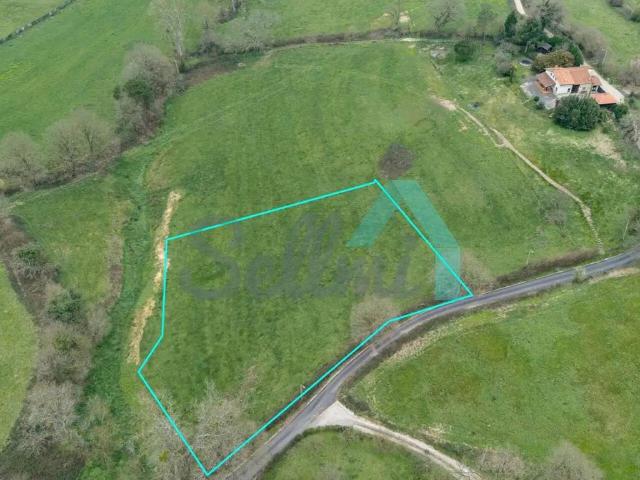 Terreno en venta en Fonciello, Siero
