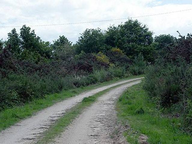 Terreno en venta en Laro, O Deza