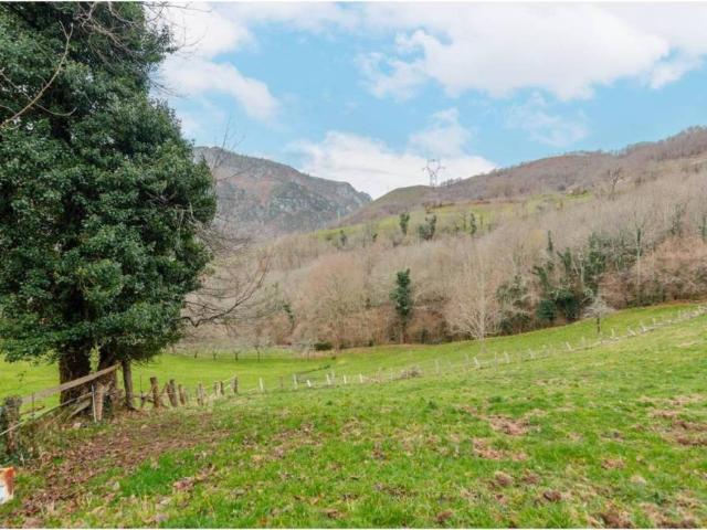 Terreno en venta en Sobrescobio, Asturias