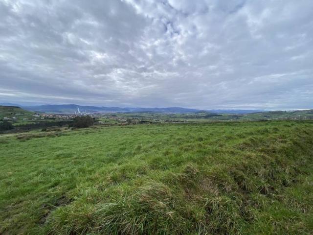 Terreno en venta en Suances, Cantabria