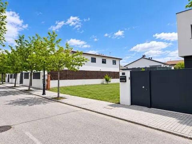 Terreno en venta en Talamanca De Jarama, Madrid