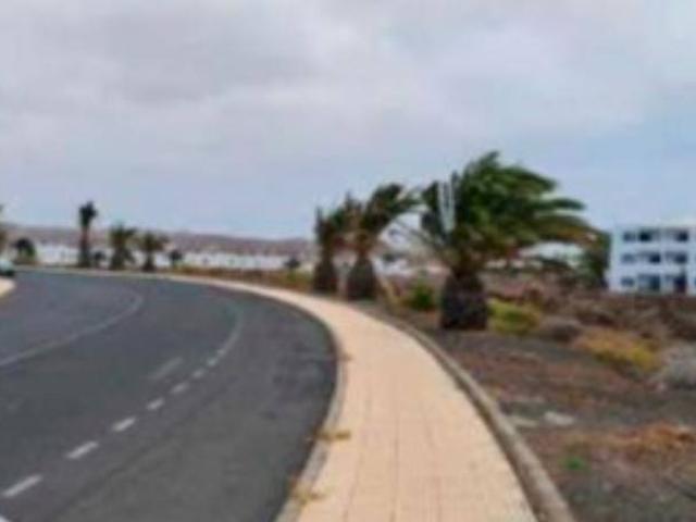 Terreno en venta en Costa Teguise, Teguise
