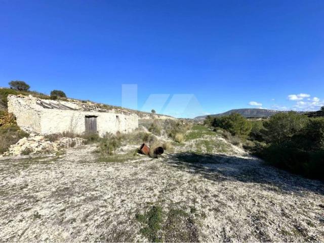 Terreno en venta en la Marina Alta, Valencia