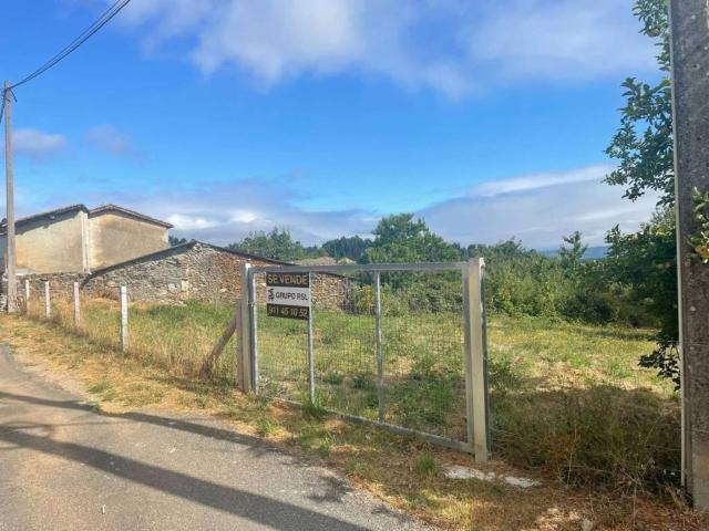 Terreno en venta en Castrelo de Miño, O Ribeiro