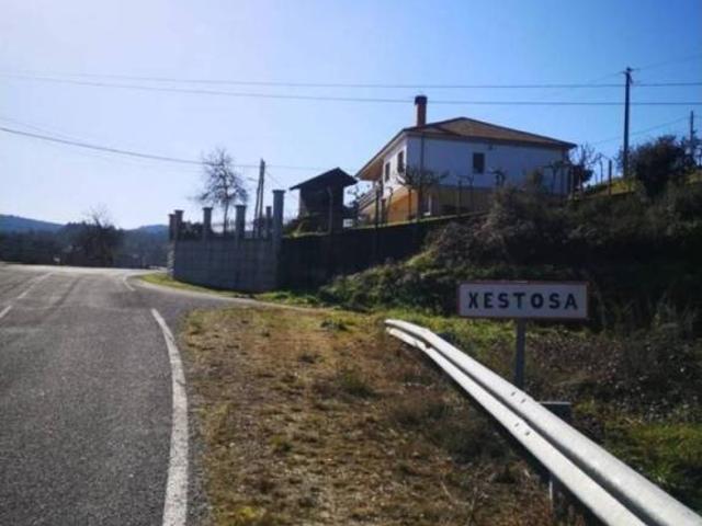 Terreno en venta en Castrelo de Miño, O Ribeiro