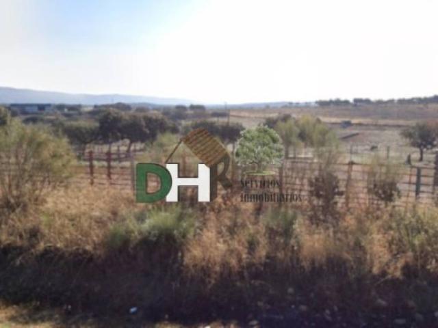 Terreno en venta en Torrejón El Rubio, Extremadura