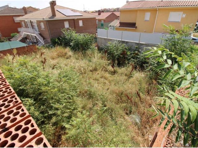 Terreno en venta en Torrelaguna, Madrid