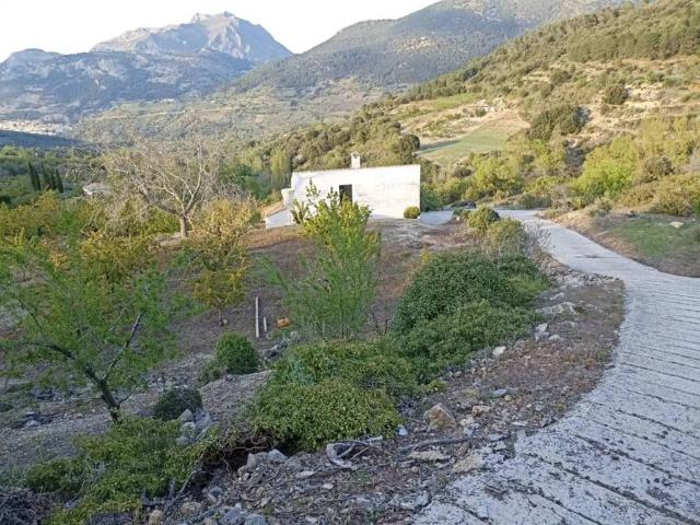 Terreno en venta en Torres, Andalucía