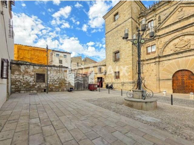 Terreno en venta en Centro Histórico, Úbeda