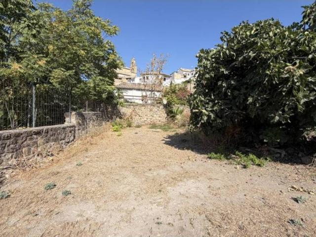 Terreno en venta en Úbeda, Andalucía