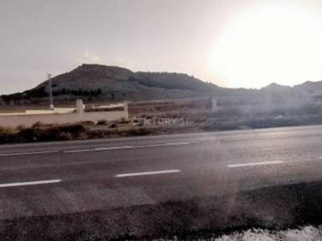 Terreno en venta en Casas de Menor, l'Alt Vinalopó / El Alto Vinalopó