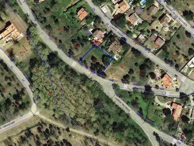 Terreno en venta en Mas Llunes, Gironès
