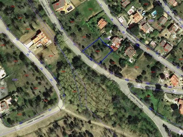 Terreno en venta en Mas Llunes, Gironès