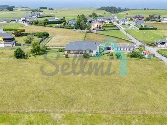 Terreno en venta en Valdés, Asturias