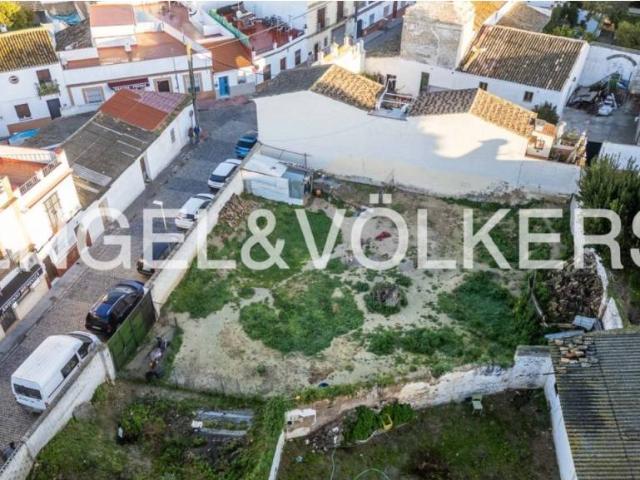Terreno en venta en Valencina De La Concepción, Andalucía