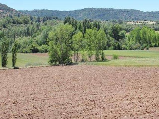 Terreno en venta en Valfermoso De Tajuña