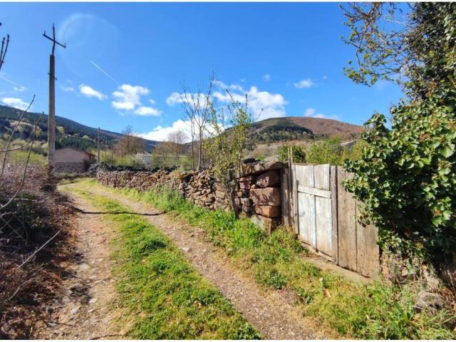Terreno en venta en Valgañón, La Rioja