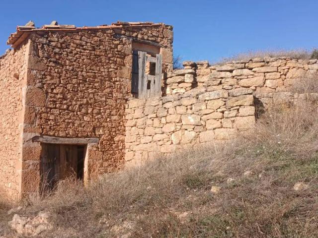 Terreno en venta en Matarraña / Matarranya, Valjunquera