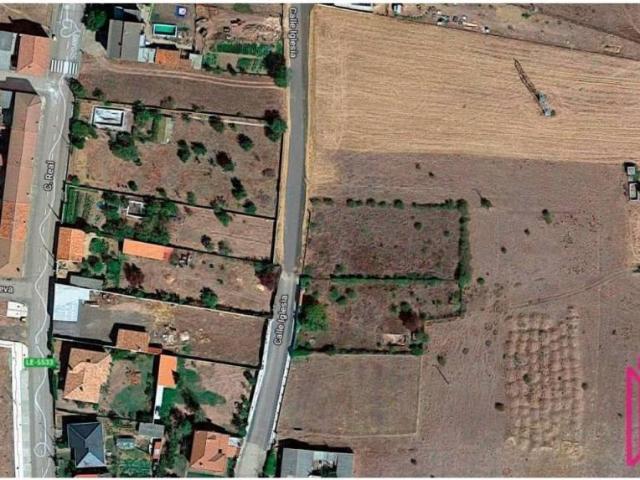 Terreno en venta en Valverde De La Virgen, Castilla y León