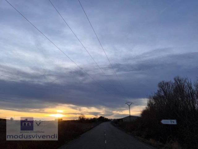 Terreno en venta en Valverde De La Virgen, Castilla y León