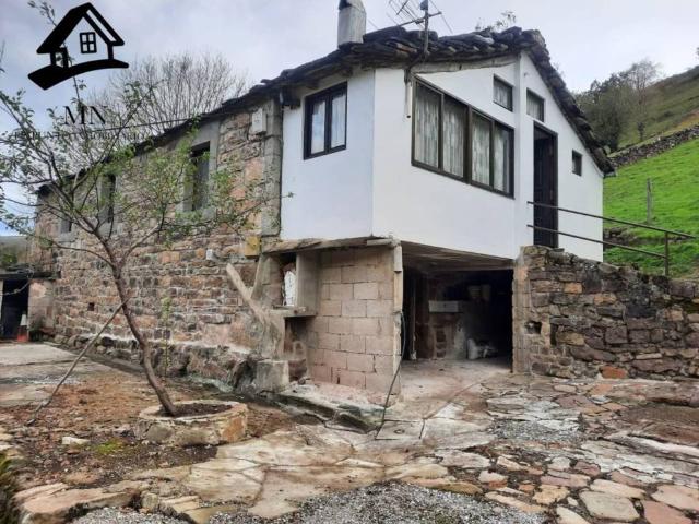 Terreno en venta en Vega de Pas, Cantabria