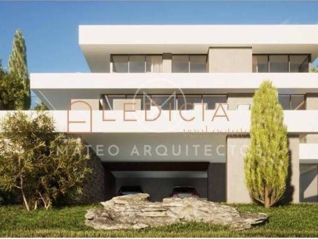 Terreno en venta en Beade, Vigo
