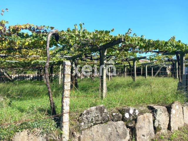 Terreno en venta en Vilanova De Arousa, Pontevedra