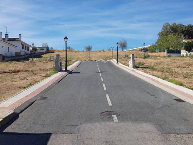 Terreno en venta en Villa Del Prado, Madrid