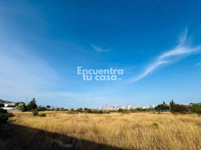 Terreno en venta en la Marina Baixa, Valencia