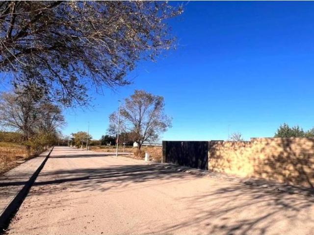 Terreno en venta en Villalbilla, Madrid