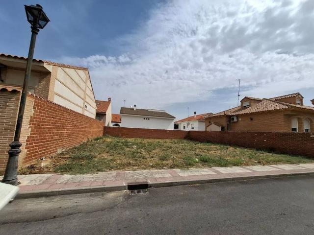 Terreno en venta en Villaluenga De La Sagra, Toledo
