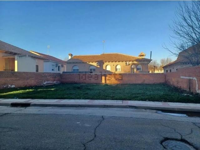 Terreno en venta en Villaluenga De La Sagra, Toledo