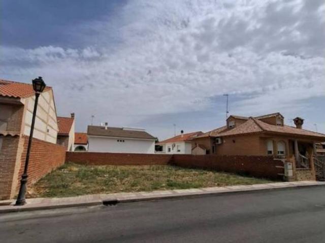 Terreno en venta en Villaluenga De La Sagra, Castilla-La Mancha