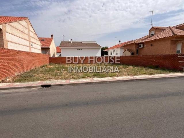 Terreno en venta en Villaluenga De La Sagra, Toledo