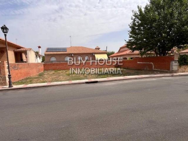 Terreno en venta en Villaluenga De La Sagra, Castilla-La Mancha