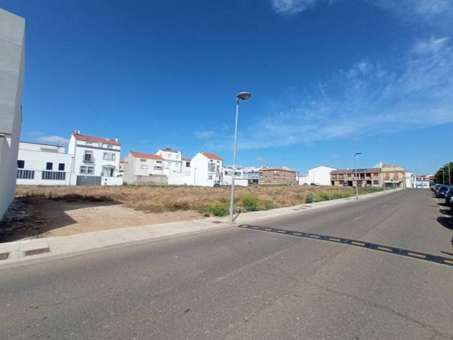 Terreno en venta en Villanueva De La Serena, Badajoz