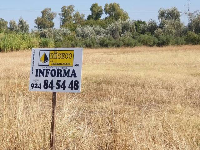 Terreno en venta en Villanueva De La Serena, Extremadura