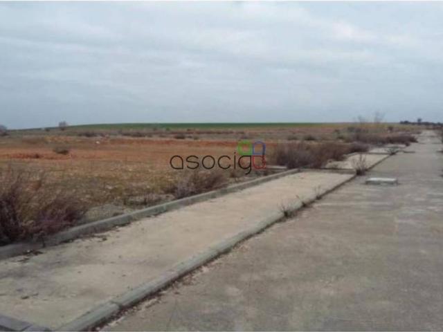 Terreno en venta en Villanueva De La Torre, Castilla-La Mancha