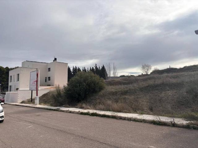 Terreno en venta en Villanueva Del Arzobispo, Andalucía