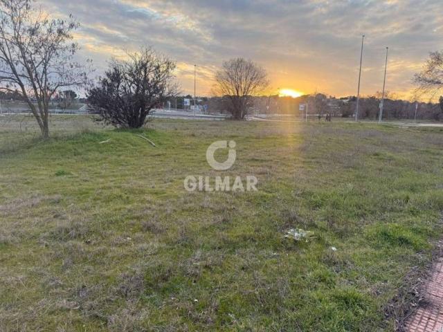 Terreno en venta en Villanueva Del Pardillo, Madrid