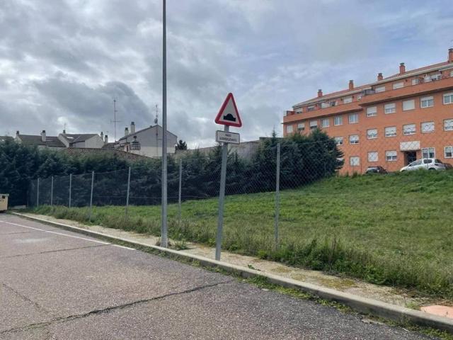 Terreno en venta en Villares De La Reina, Castilla y León