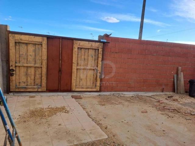 Terreno en venta en Villares De Órbigo, Castilla y León