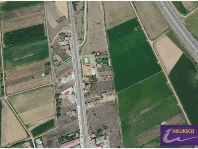 Terreno en venta en Villaturiel, Castilla y León