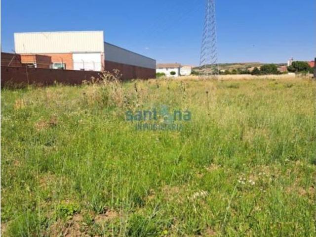 Terreno en venta en Villaturiel, Castilla y León