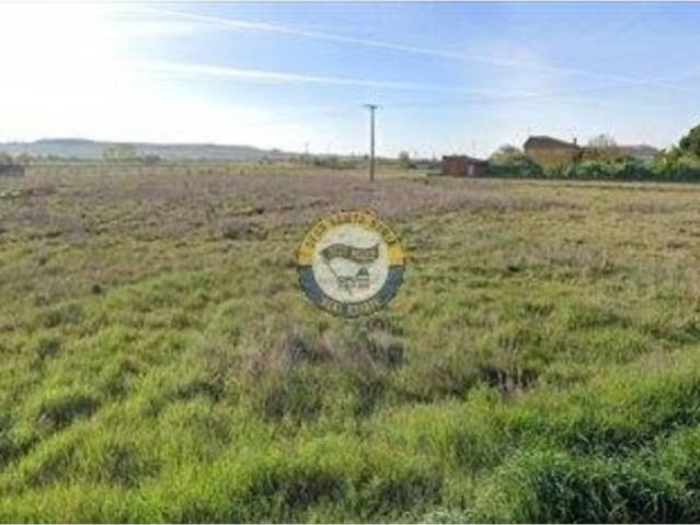 Terreno en venta en Villaturiel, Castilla y León
