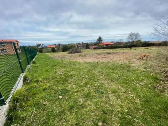 Terreno en venta en Villaviciosa