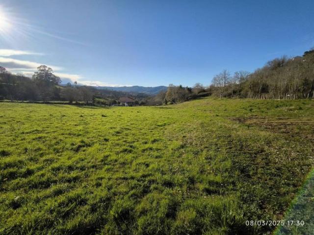 Terreno en venta en Villaviciosa, Asturias