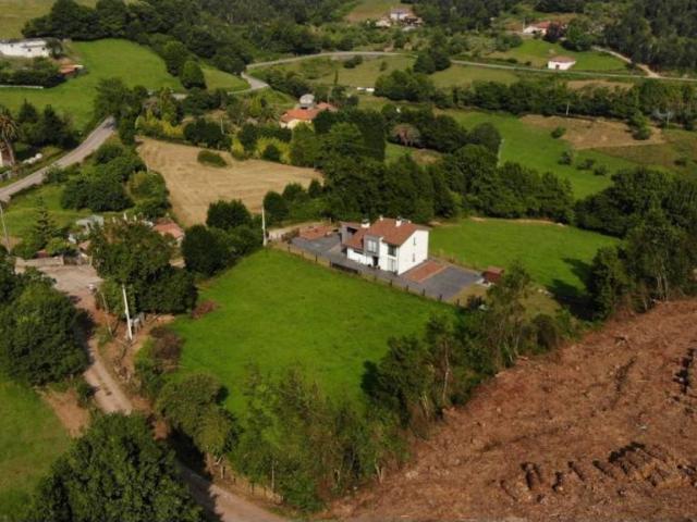 Terreno en venta en El Pedrosu, Villaviciosa