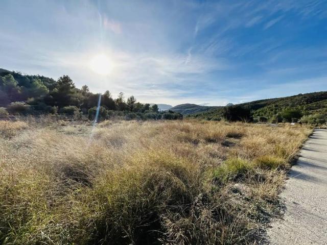 Terreno en venta en la Marina Alta, Valencia