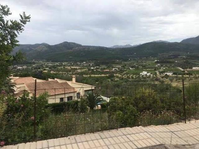 Terreno en venta en Xaló